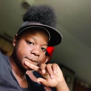 Meet your Posher, Andreauna